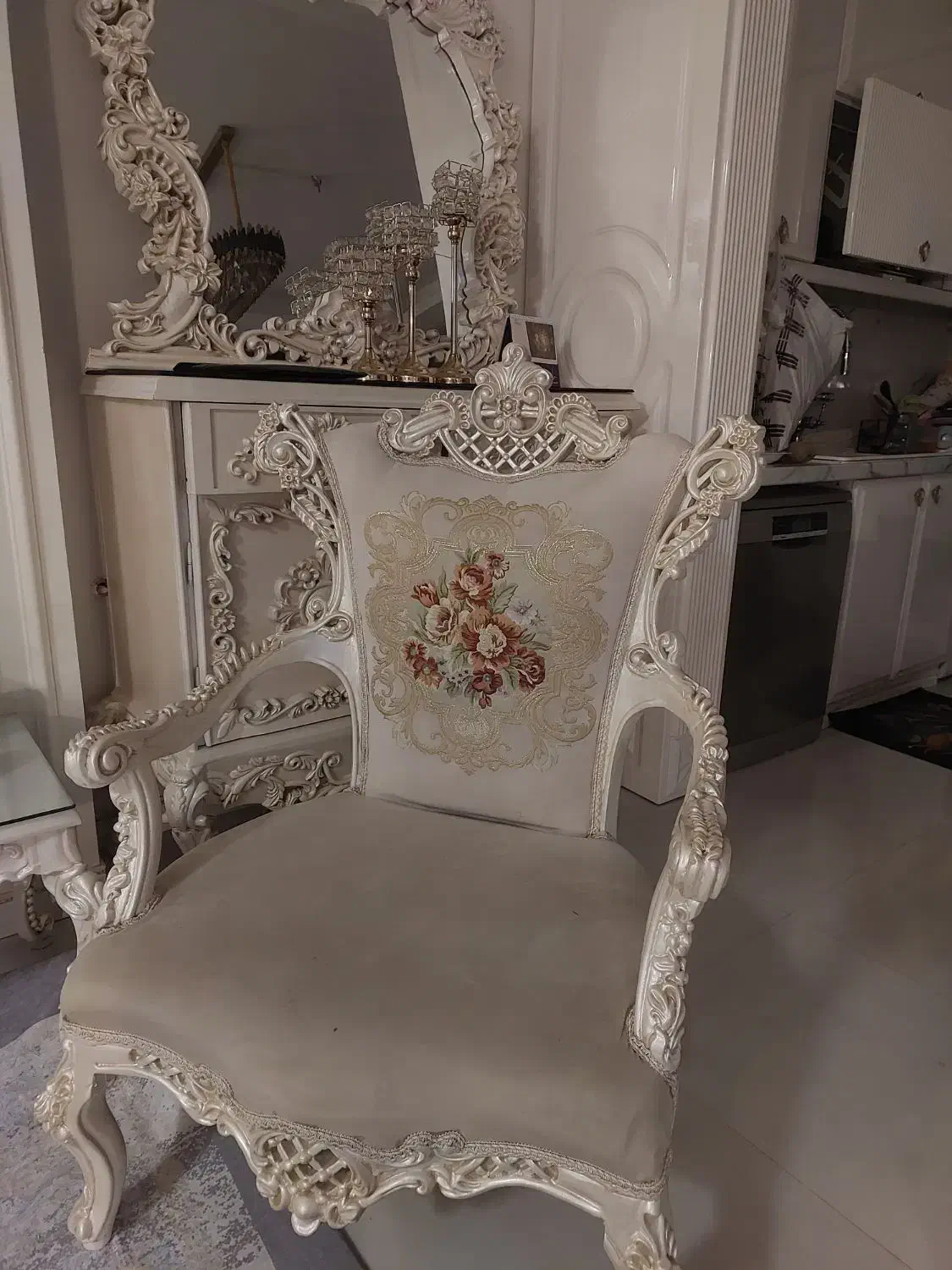 مبل کلاسیک|مبلمان خانگی و میز عسلی|تهران, والفجر (افسریه)|دیوار