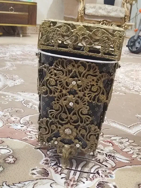 سطل زباله برنجی|صنایع دستی و سایر لوازم تزئینی|پاکدشت, پاکدشت (مامازند)|دیوار