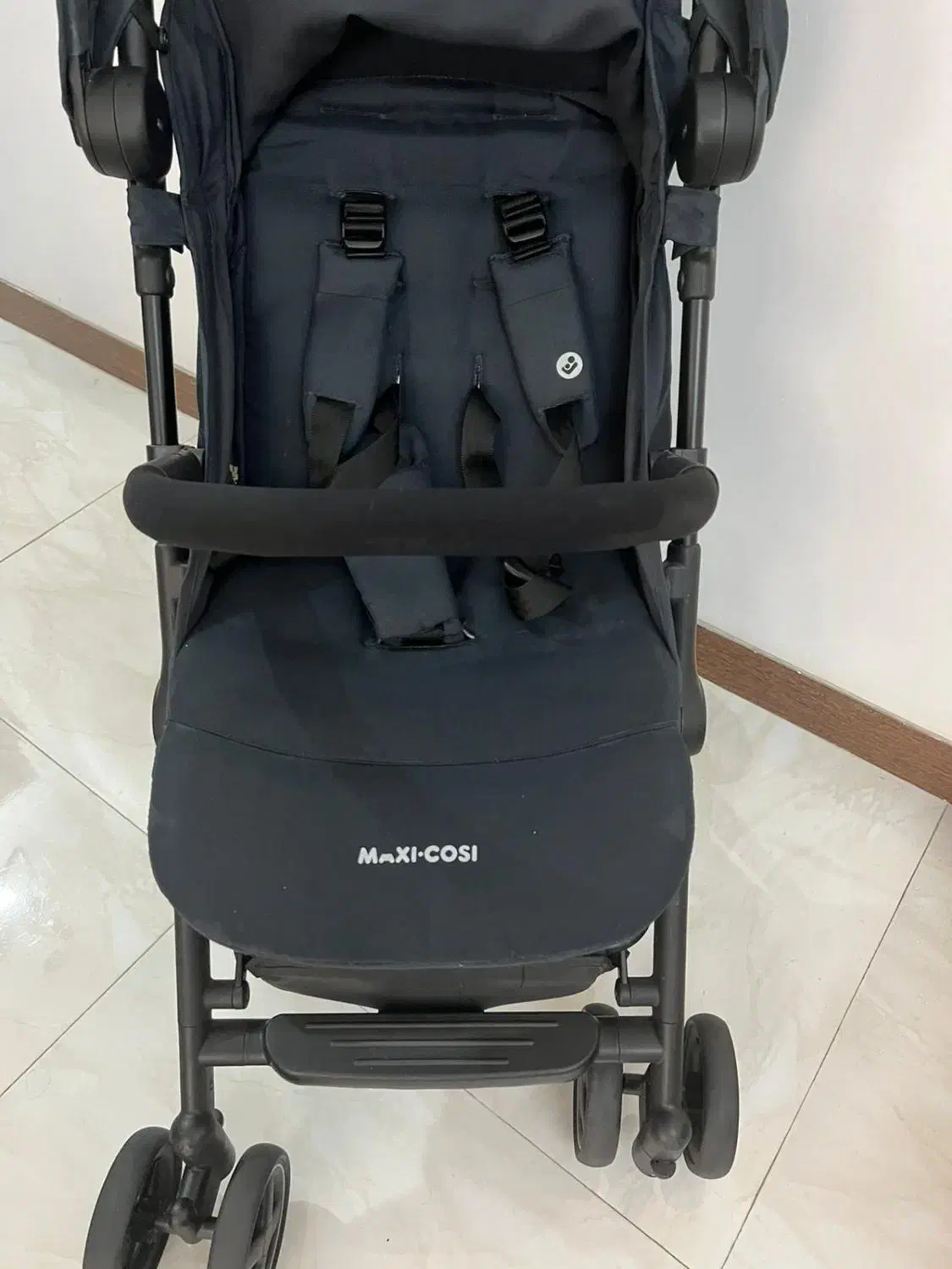 کالسکه مارک مکسی کوزی تاشو|کالسکه و لوازم جانبی|همدان, |دیوار