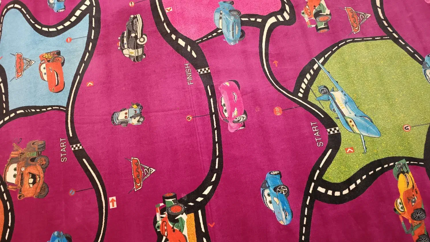 پالاز موکت|موکت|صحنه, |دیوار