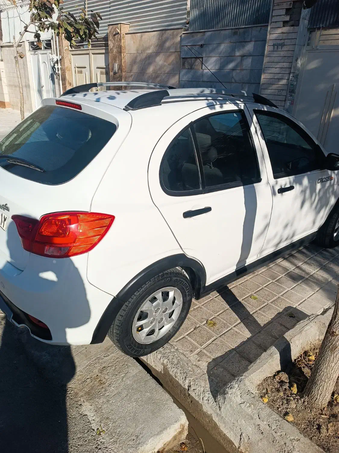 کوییک 1401 یک گلگیر رنگ|خودرو سواری و وانت|مشهد, فاطمیه|دیوار