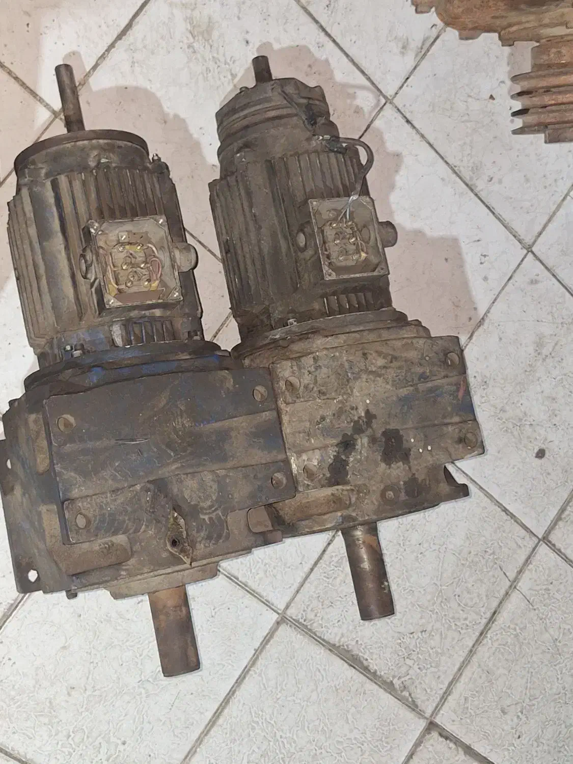 دینام بالابر مشعل گیربکس ایتالیایی انواع پیچ|ماشینآلات صنعتی|ماهدشت, |دیوار