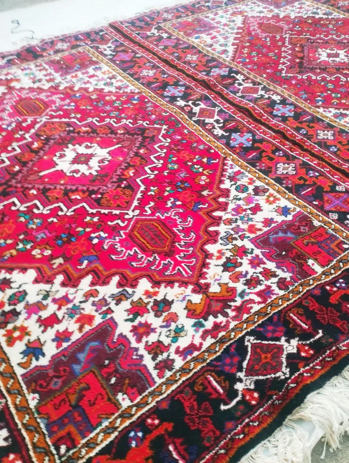 یک‌جفت‌فرش‌دستبافت‌شش‌متربارماخ‌توخوش قیچی‌بیچیم‌و|فرش|خواجه, |دیوار