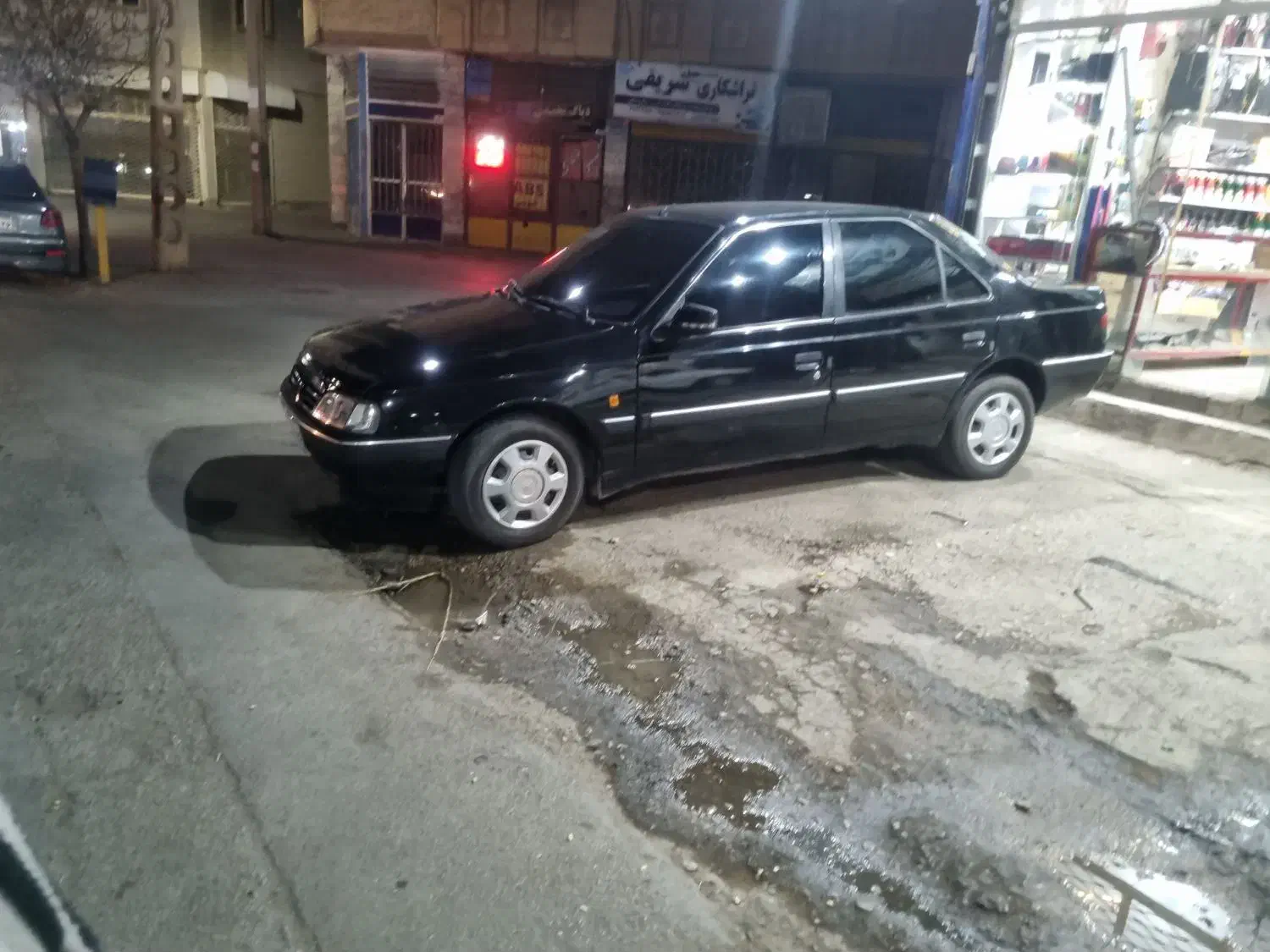 پژو ۴۰۵ مشکی ۸۶ در حد|خودرو سواری و وانت|اسفراین, |دیوار