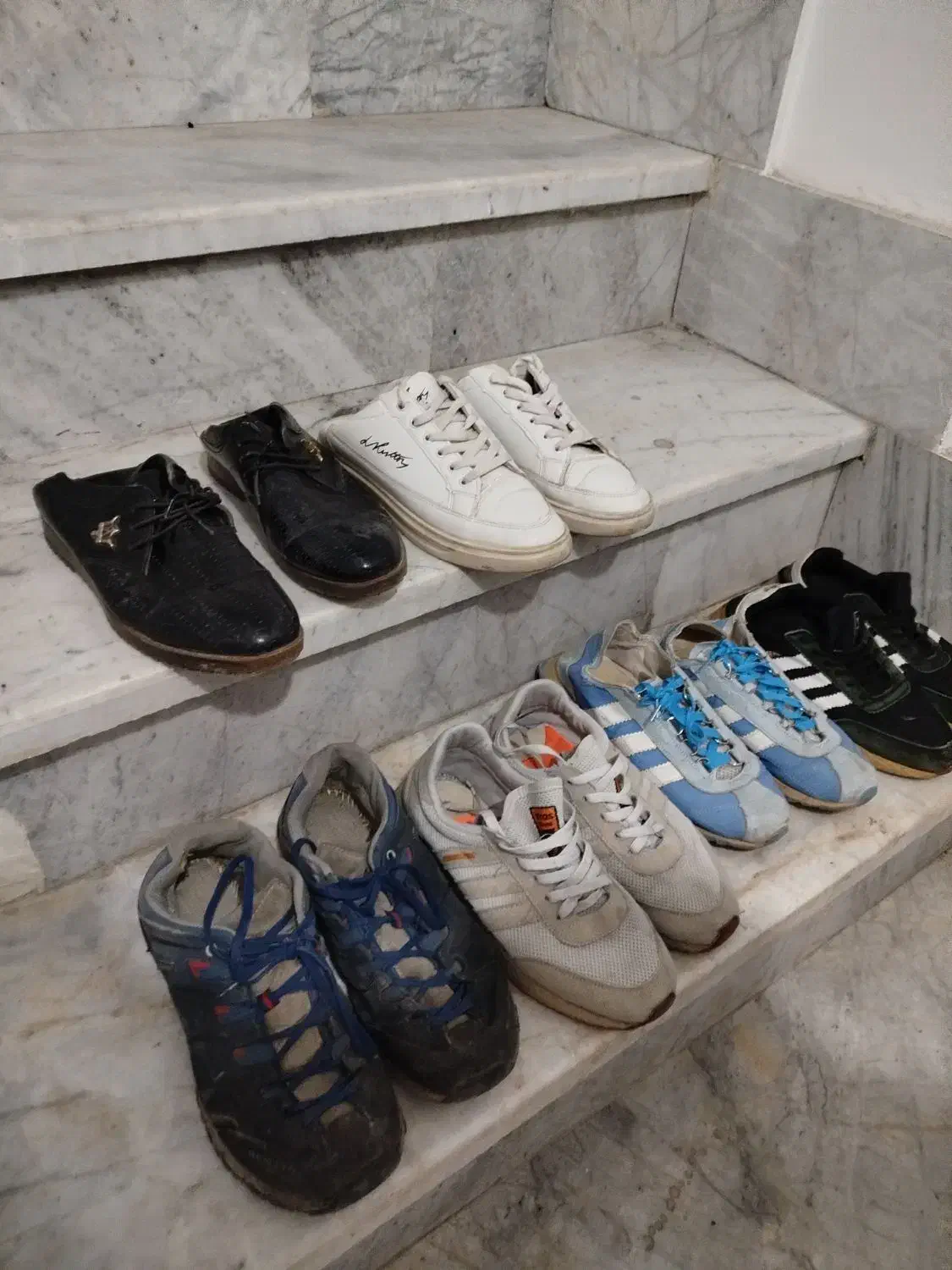 کتونی دسته دو فروشی|کیف، کفش، کمربند|مشهد, ابوذر|دیوار