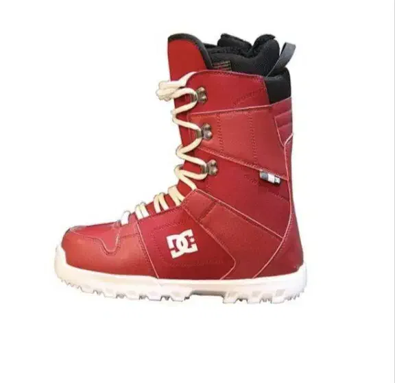 بوت اسنوبرد مردانه برند DC|ورزش‌های زمستانی|تهران, جمهوری|دیوار