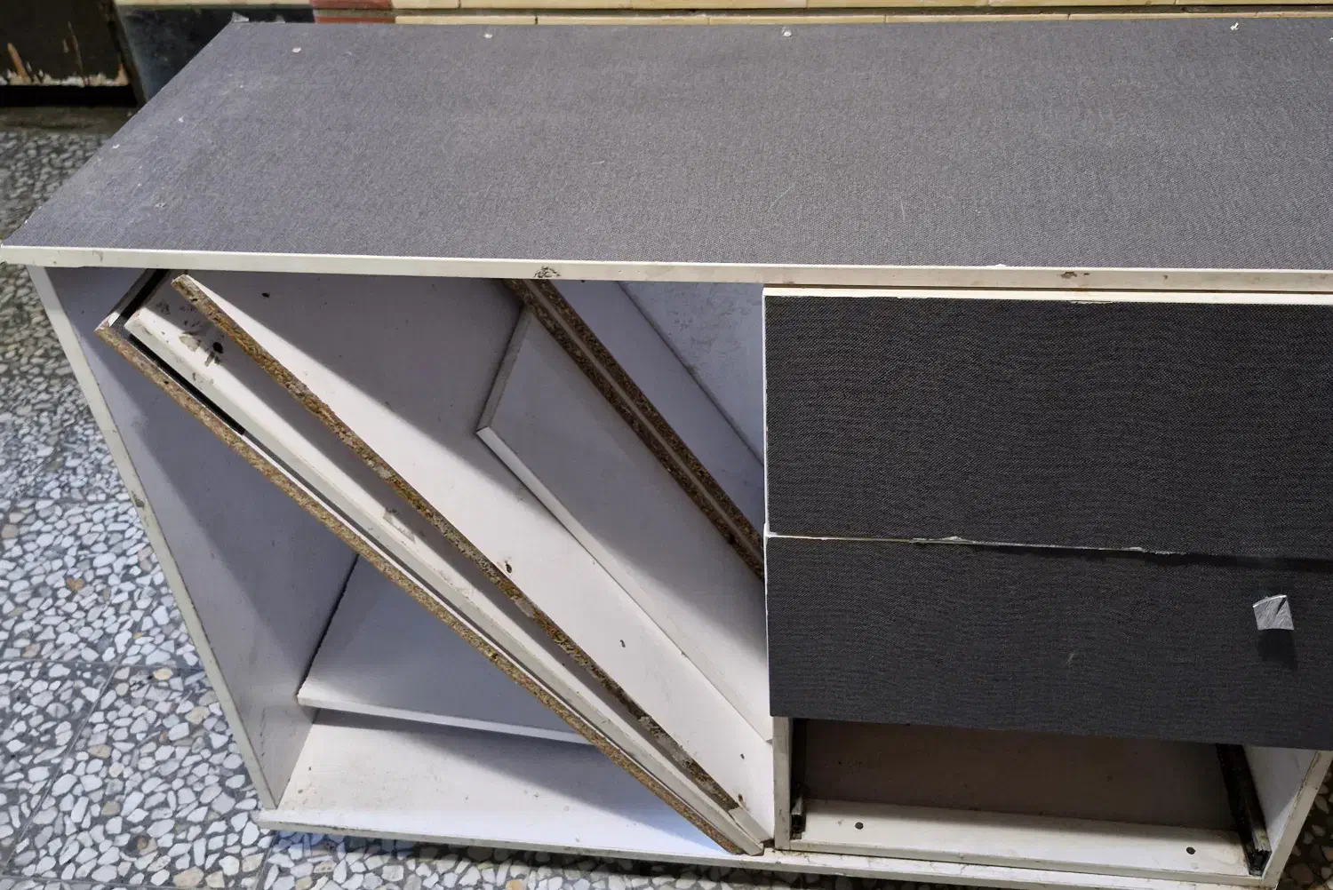 میز تحریر و کامپیوتر|میز تحریر و کامپیوتر|رشت, نامجو|دیوار