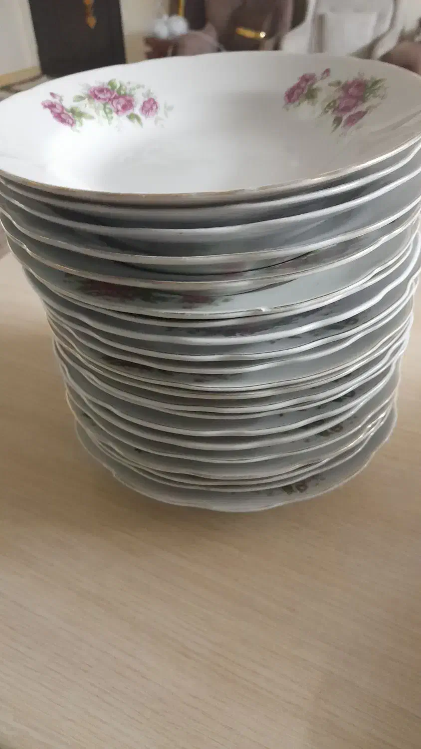 ۲۵ عددبشقاب گل سرخ درحدنو|ظروف سرو و پذیرایی|بندر ماهشهر, |دیوار