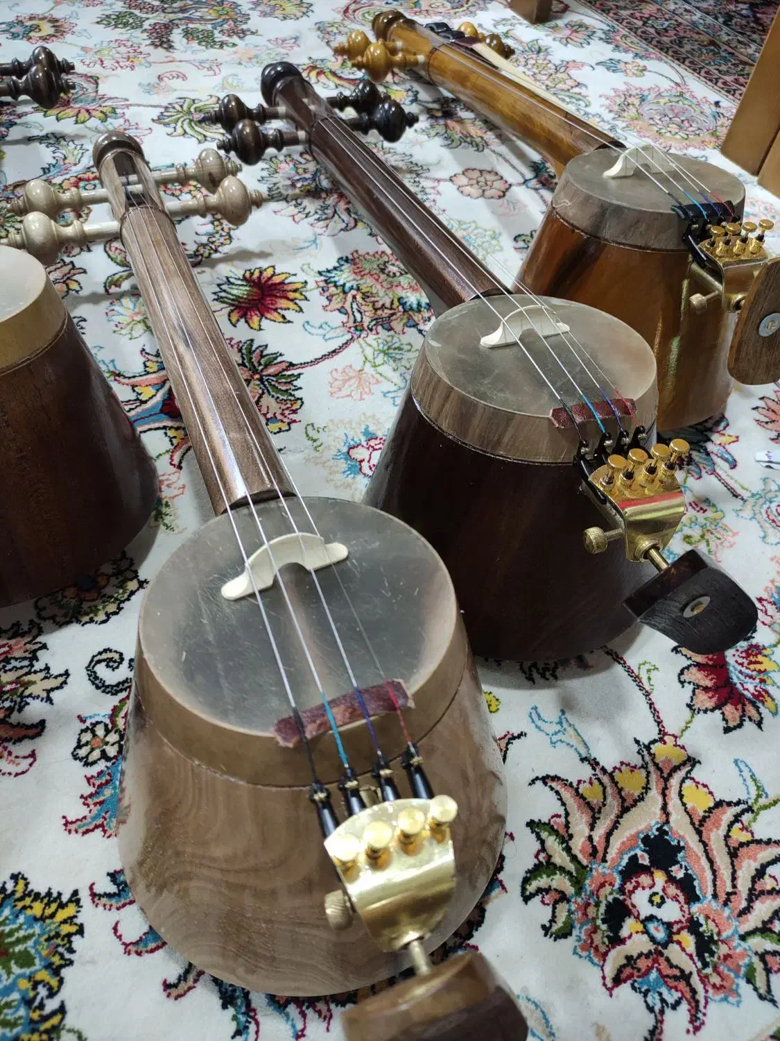 کمانچه پشت باز|سازهای سنتی|اندیمشک, |دیوار