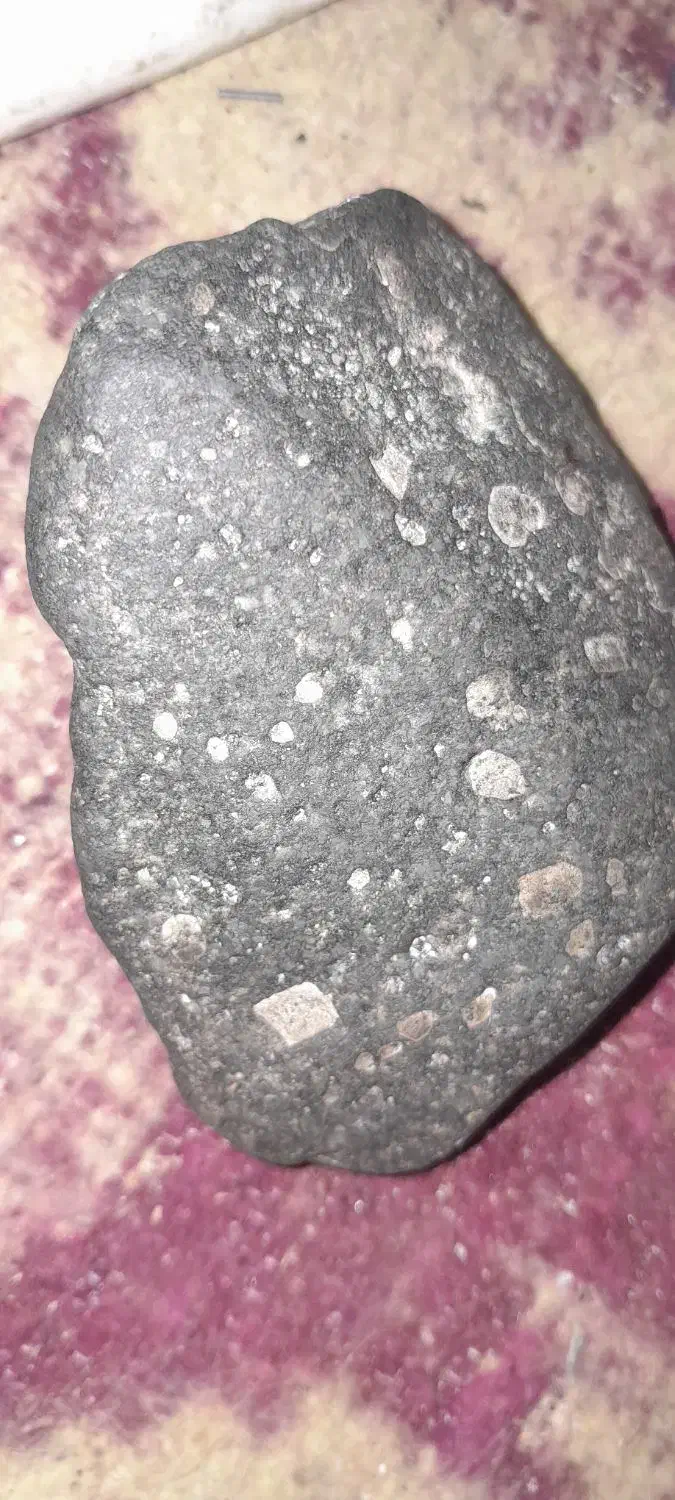 شهاب سنگ کربنی اکاندریت|جواهرات|سمنان, |دیوار