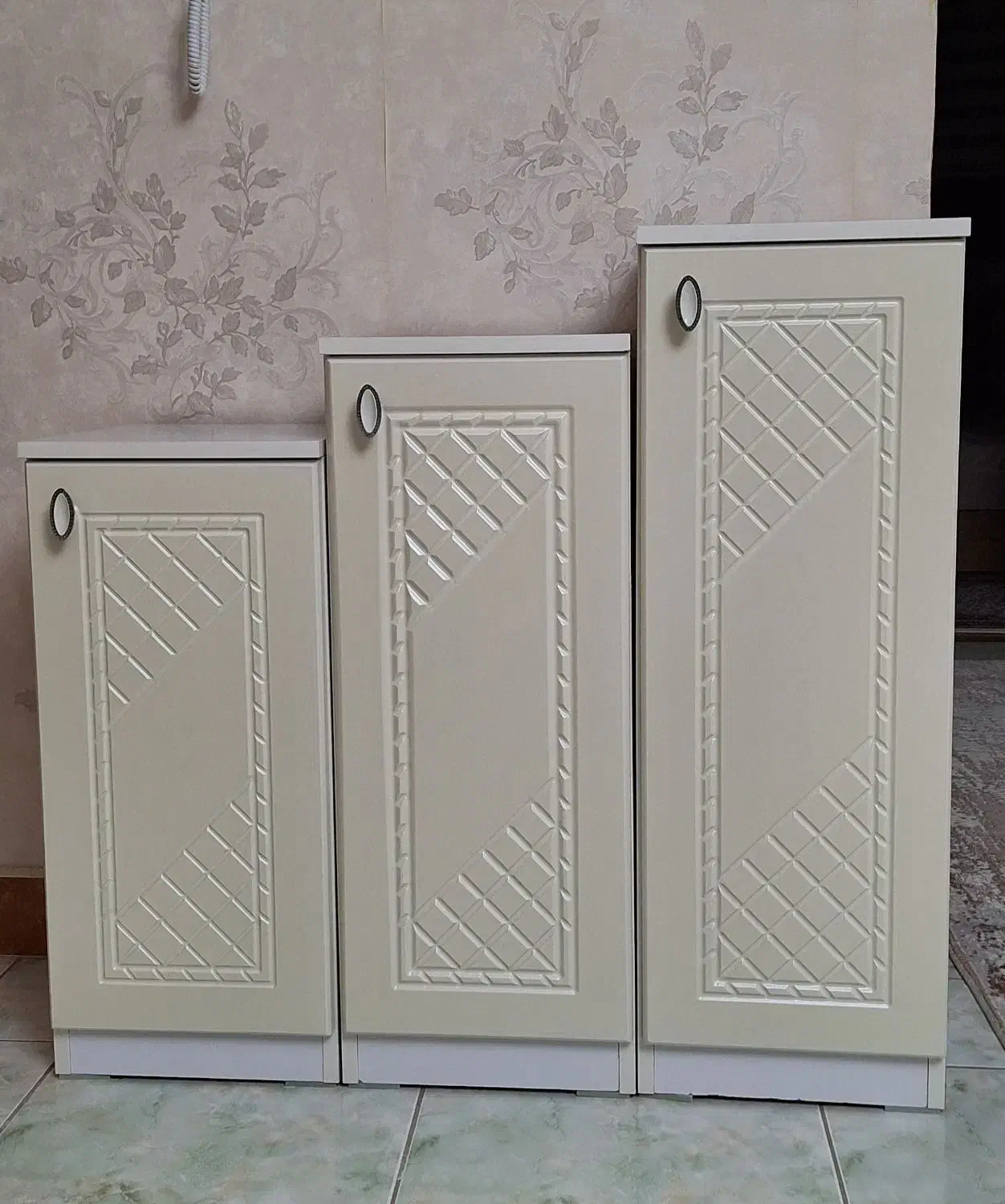 میز تلفن|جاکفشی، کمد، دراور|بندر انزلی, ساحل قو|دیوار