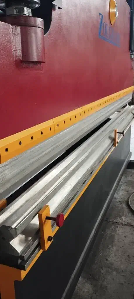 دستگاه پرس برک(ذوالقدر)|ماشینآلات صنعتی|هشتگرد, شهرک صنعتی هشتگرد|دیوار