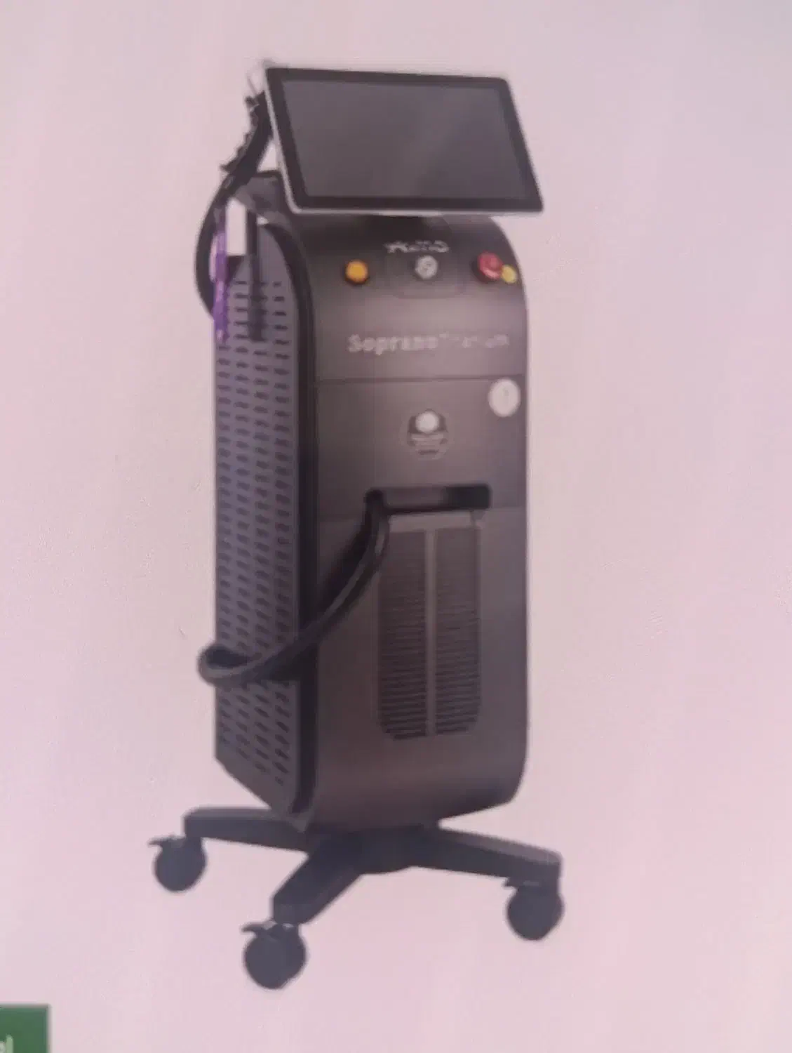 اپراتور دستگاه لیزر  خانم|استخدام درمانی، زیبایی، بهداشتی|سبزوار, قائم|دیوار