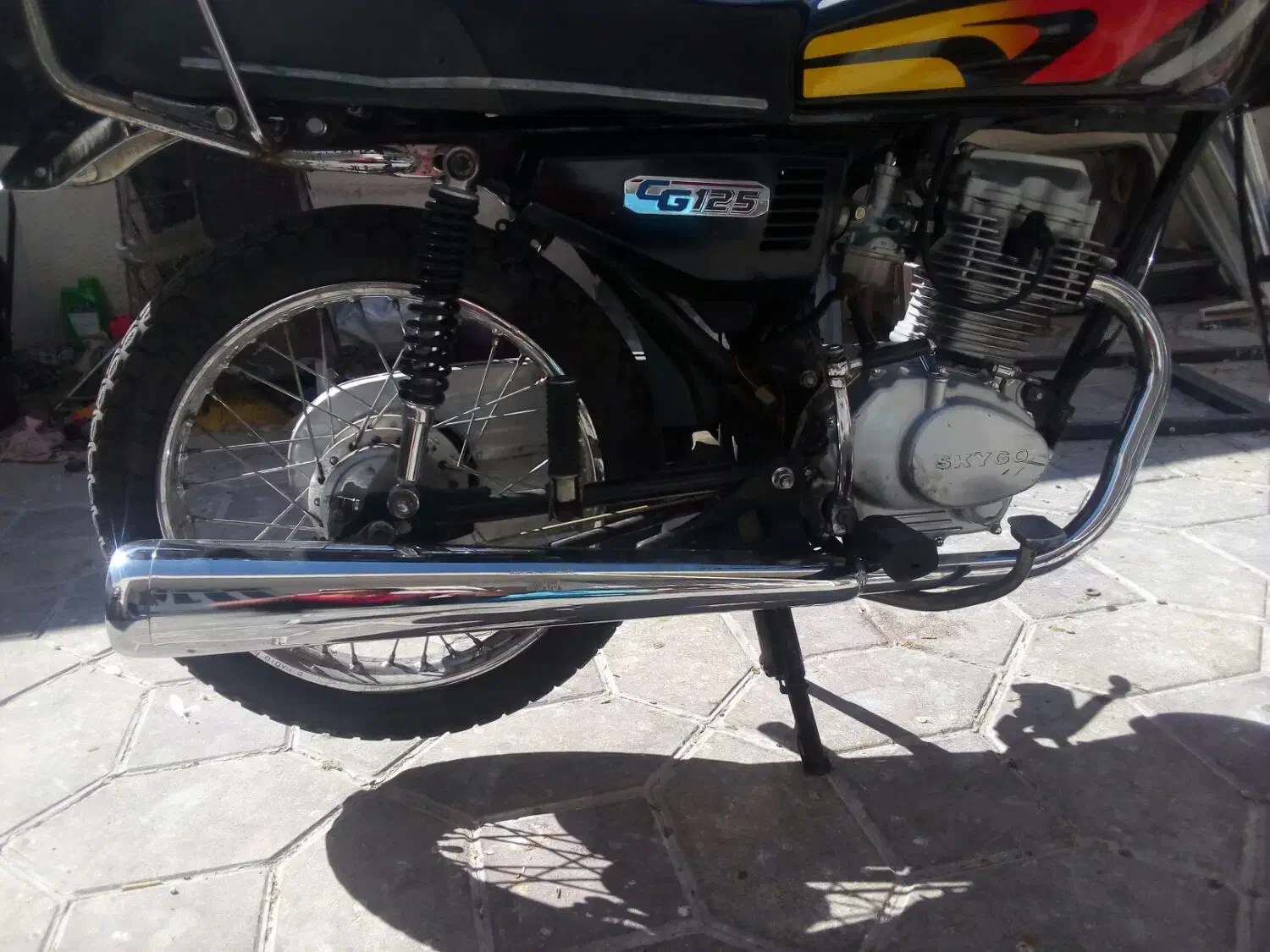 اگزوز مجتبی 2011فوق سفارشی صدا شیشه ای|قطعات یدکی و لوازم جانبی|شیراز, تندگویان|دیوار