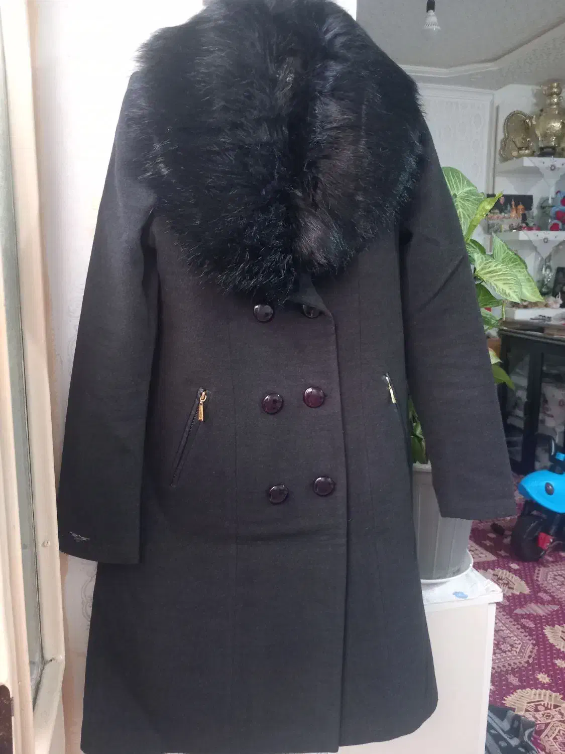 پلتو|لباس|خسروشاه, |دیوار