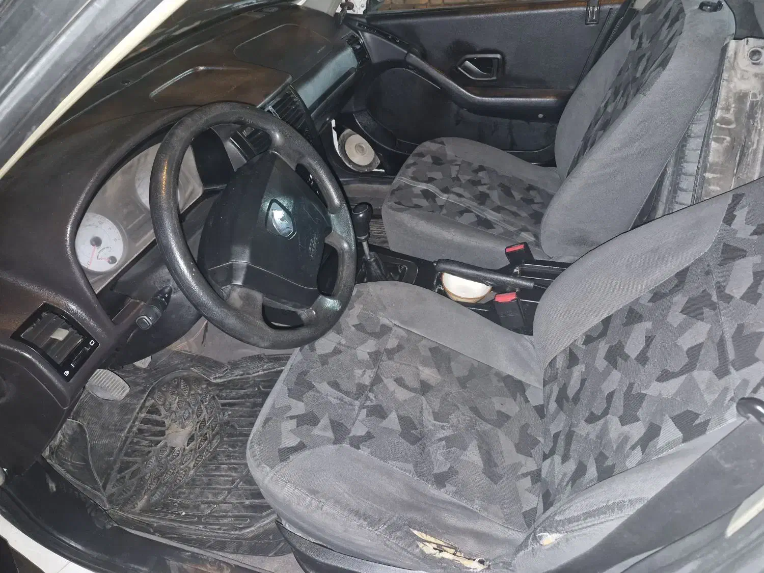 وانت آریسان نقدواقساط|خودرو سواری و وانت|یزد, |دیوار