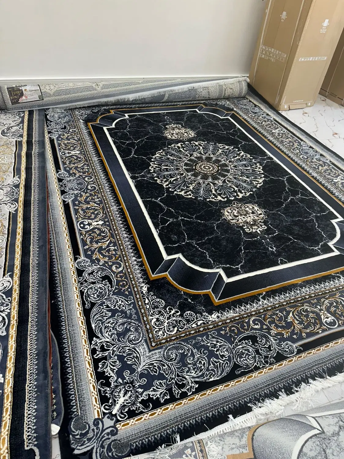 ۱۱۱|فرش|بندر گناوه, |دیوار