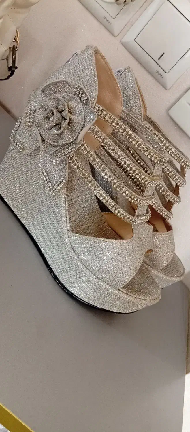 کیف و کفش|کیف، کفش، کمربند|قرچک, شهرک الحدید|دیوار