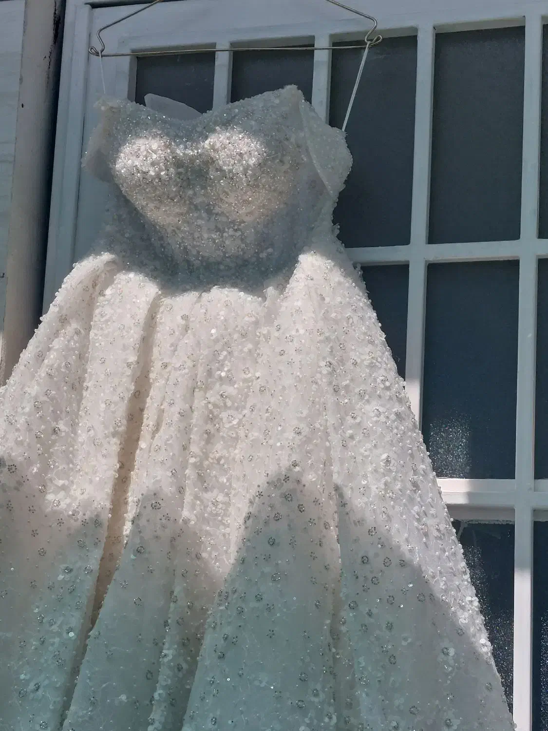 لباس عروس|لباس|فسا, |دیوار