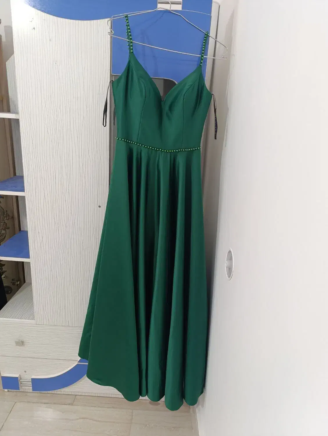 لباس مجلسی|لباس|شیروان (خراسان), |دیوار