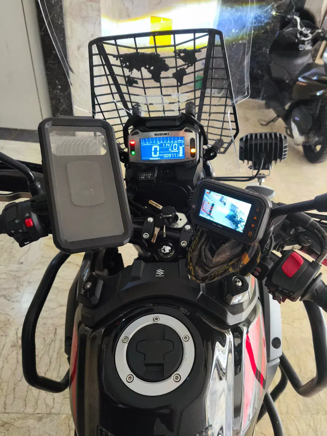 سوزوکی وی استروم ۲۵۰|موتورسیکلت|تهران, پونک|دیوار