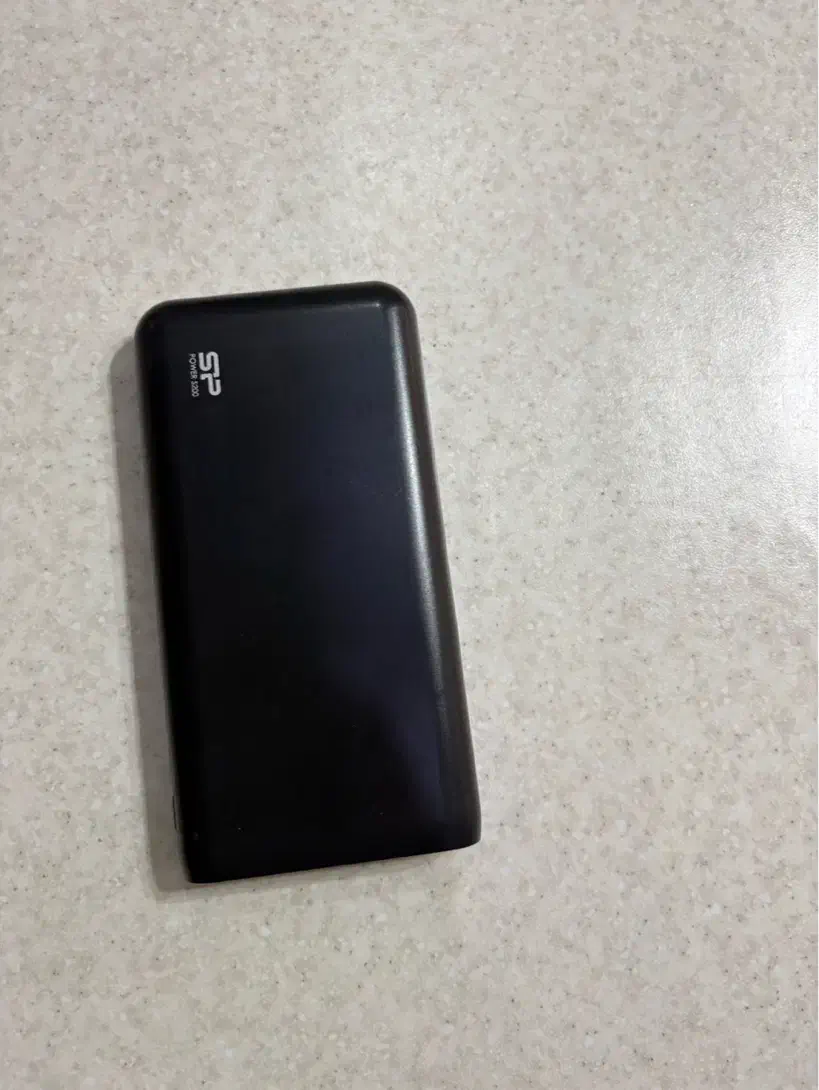 پاور بانک ۲۰۰۰۰|لوازم جانبی موبایل و تبلت|تهران, ارم|دیوار