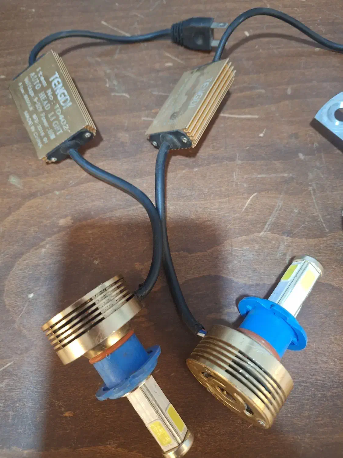 بوق حلزونی ۱۸ صدا و هدلایت پایه H7|قطعات یدکی و لوازم جانبی|نیشابور, شهرک بهداری|دیوار