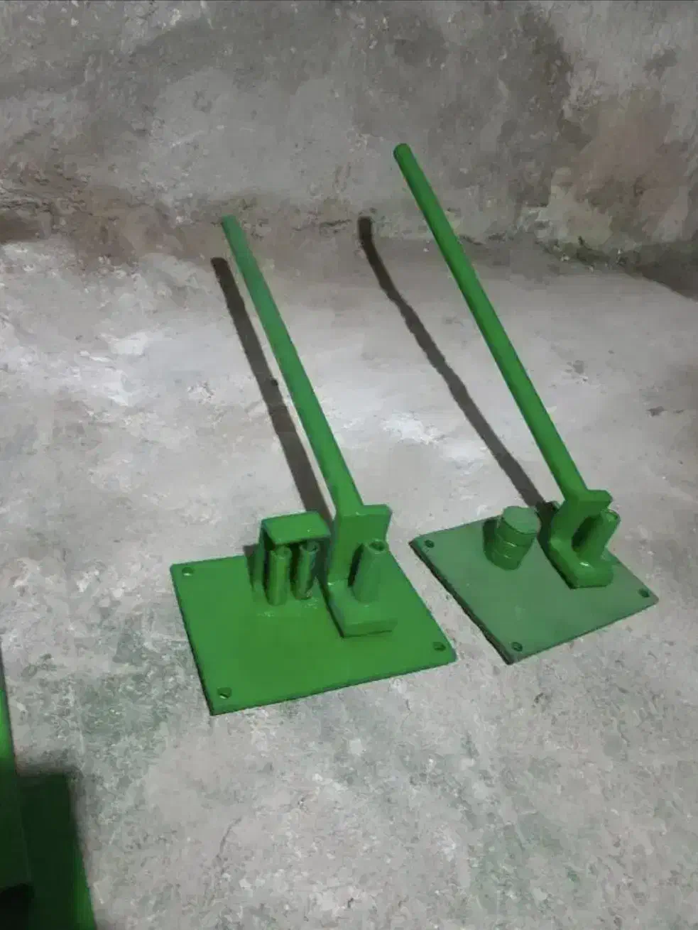 مفتول خم کن دستی خاموتزنزمینی سایز۱۲ پرشین|ماشینآلات صنعتی|اصفهان, شهرک صنعتی امیرکبیر (شاپور جدید)|دیوار