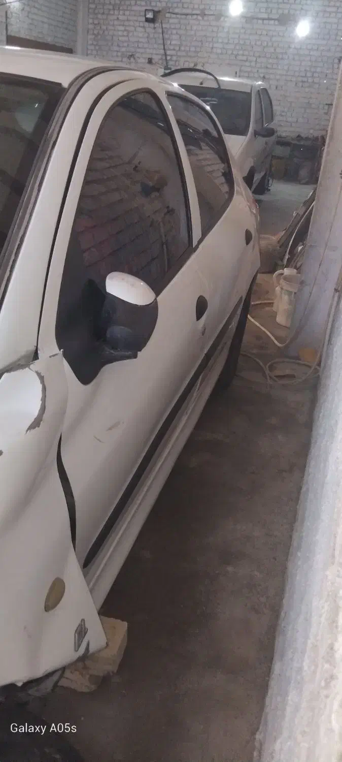 ۲۰۶ مدل ۸۹ تصادفی|خودرو سواری و وانت|قم, نیروگاه|دیوار