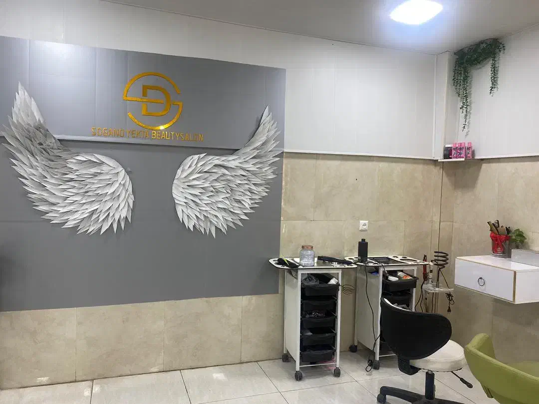 فروش لوازم سالن در حد نو|آرایشگاه و سالن‌های زیبایی|رشت, گیل|دیوار