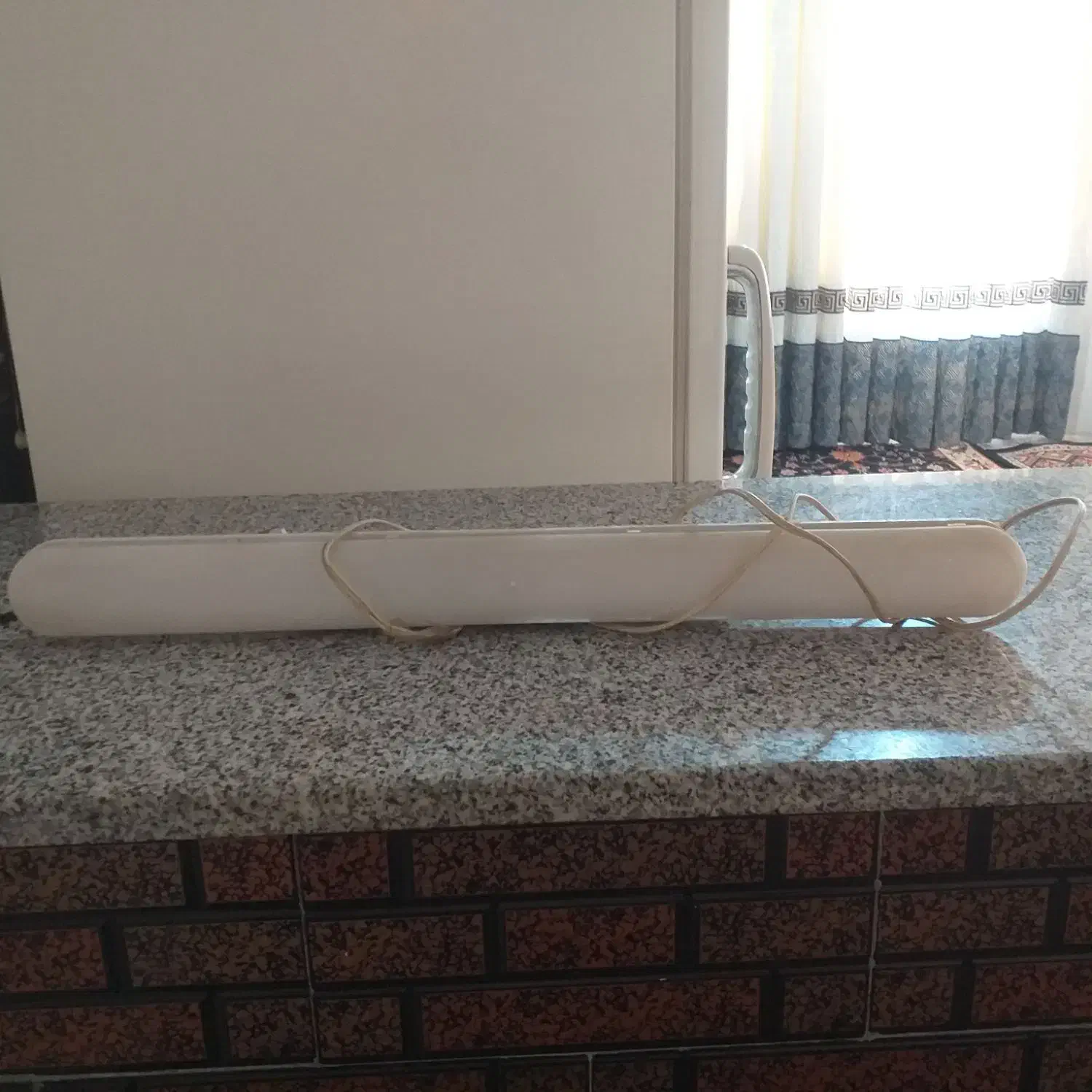 پرژکتور|لامپ و چراغ|تاکستان, |دیوار