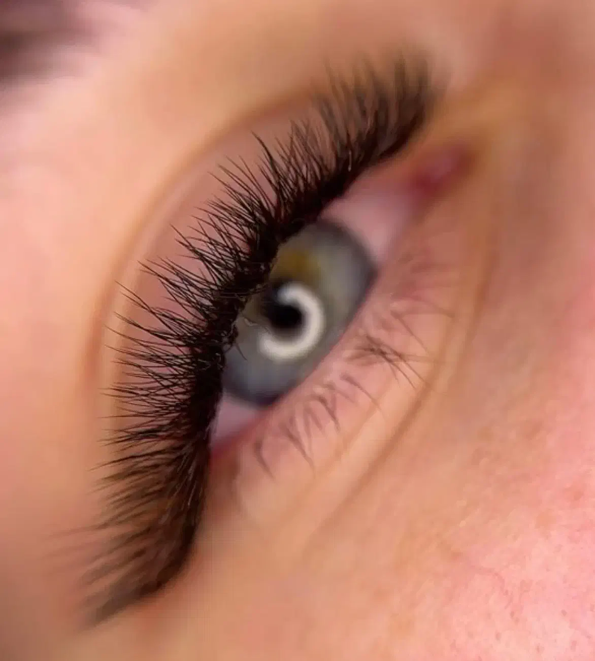 خدمات آموزش اکستنشن مژه|خدمات آرایشگری و زیبایی|رشت, منظریه|دیوار