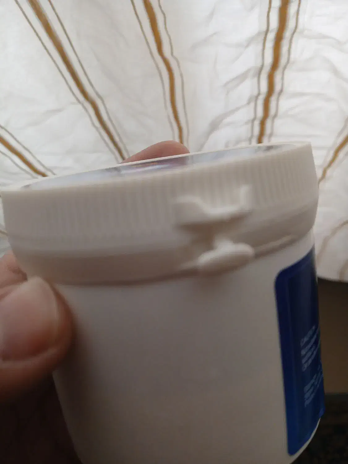 سالید مجیک|مواد شوینده و دستمال کاغذی|تهران, فلسطین (میدان انقلاب)|دیوار