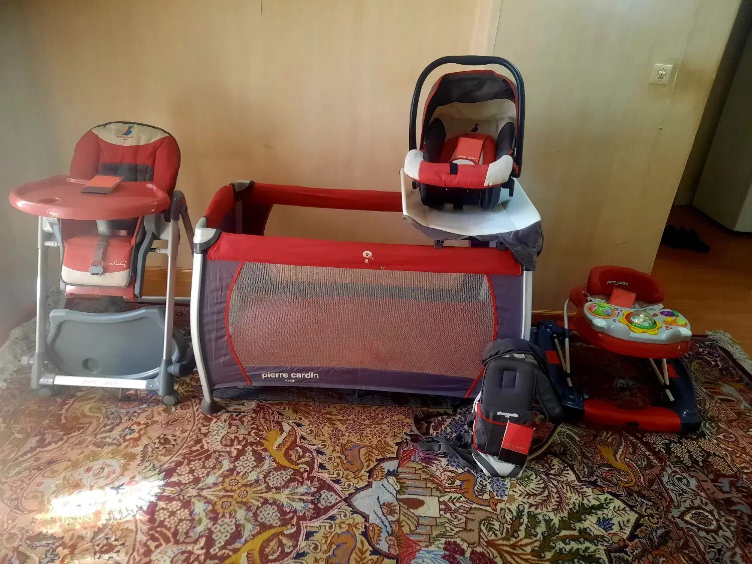 سرویس کامل ۶ تکه نوزاد پیرگاردین اصل|اسباب و اثاث بچه|تهران, شهرآرا|دیوار