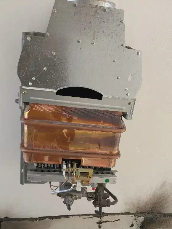 آبگرمکن بوتان یک ماه کار|آبگرمکن، پکیج، شوفاژ|بجنورد, |دیوار