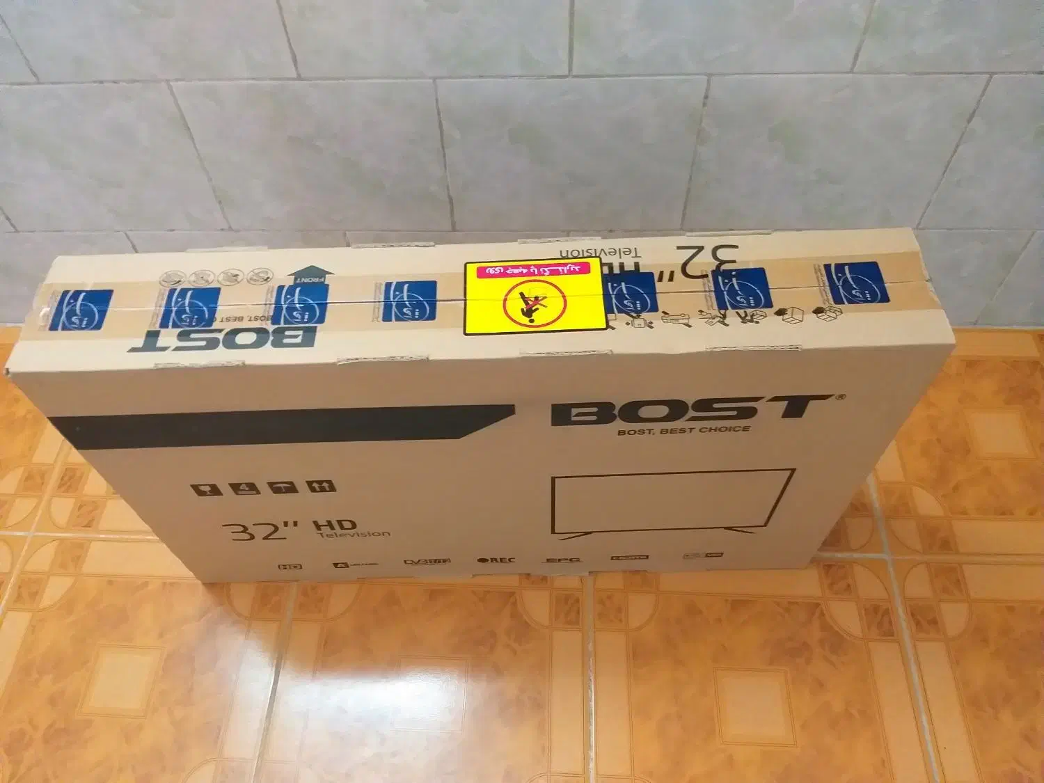 تلوزیون بست32اینچ آکبند هنوز باز نشده|تلویزیون و پروژکتور|کوهدشت, |دیوار