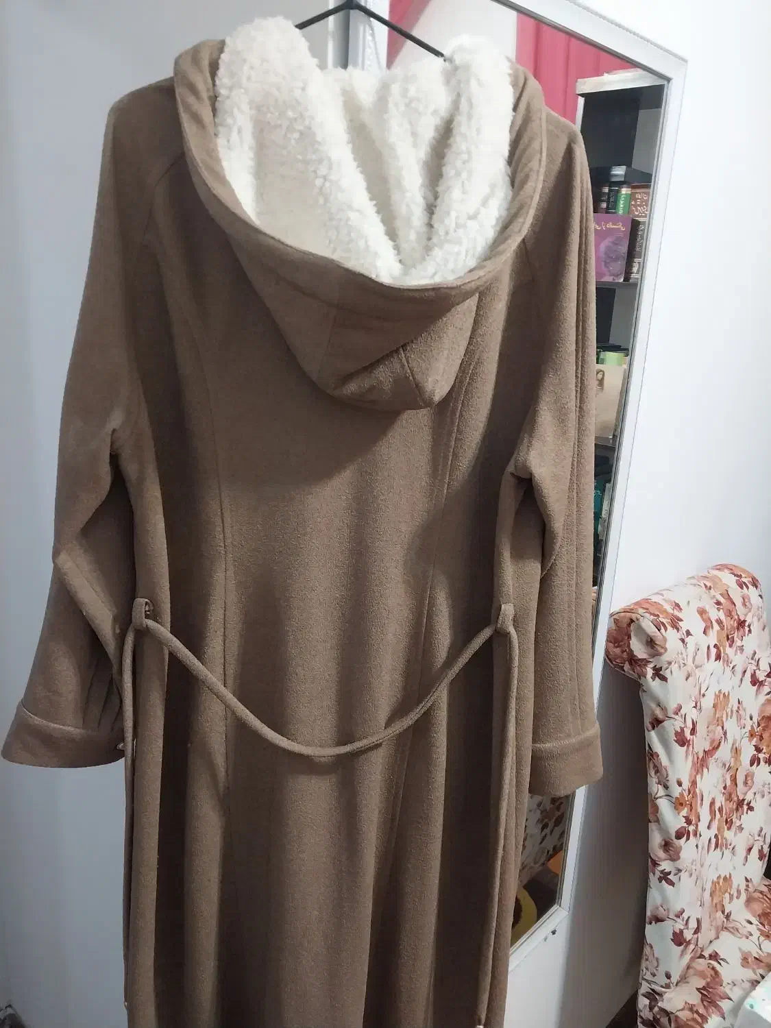 مانتو ، پالتو ،پاییزی|لباس|پرند, فاز ۵|دیوار