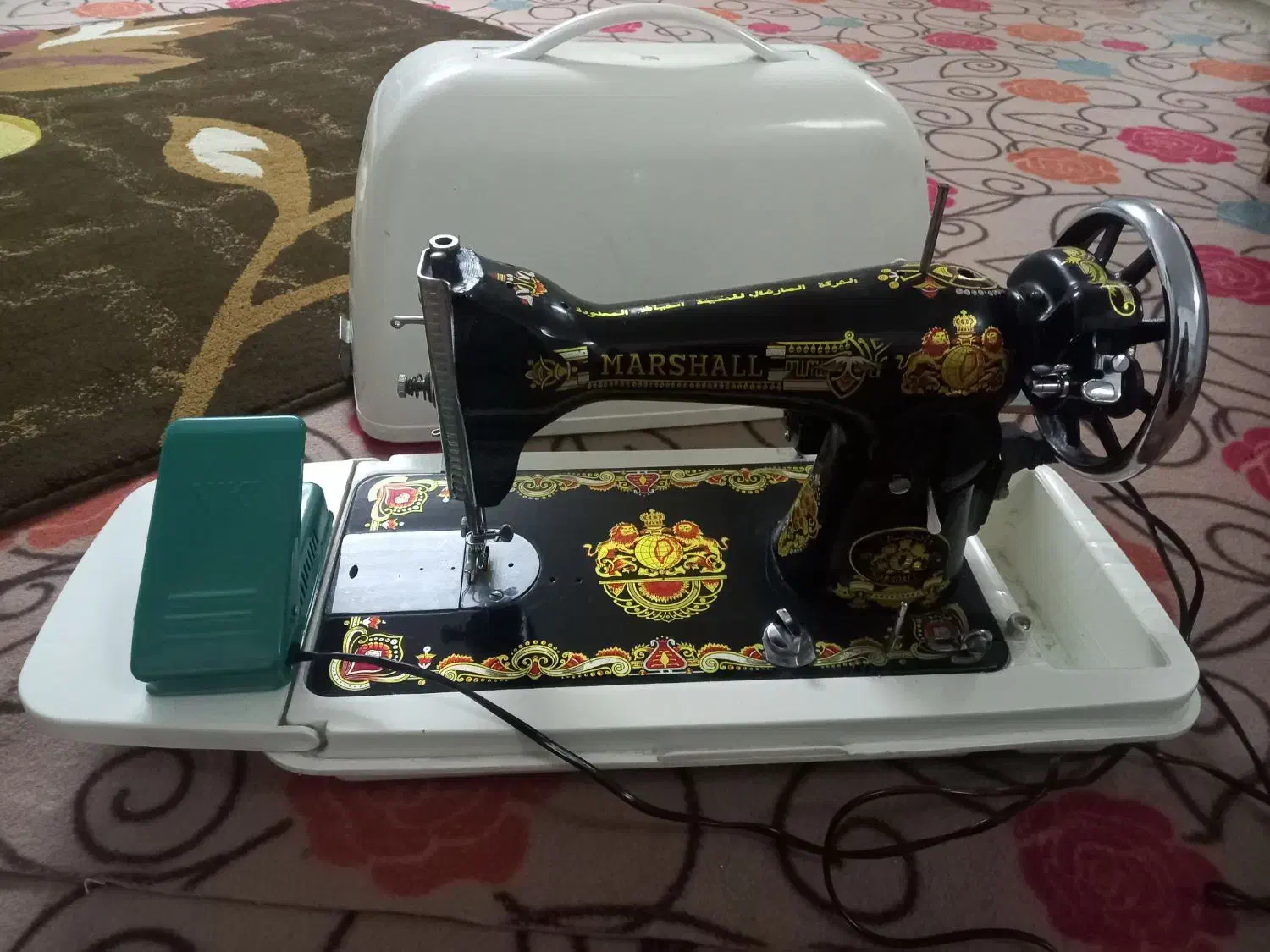 چرخ خیاطی|چرخ خیاطی و ریسندگی|قم, امامزاده ابراهیم|دیوار