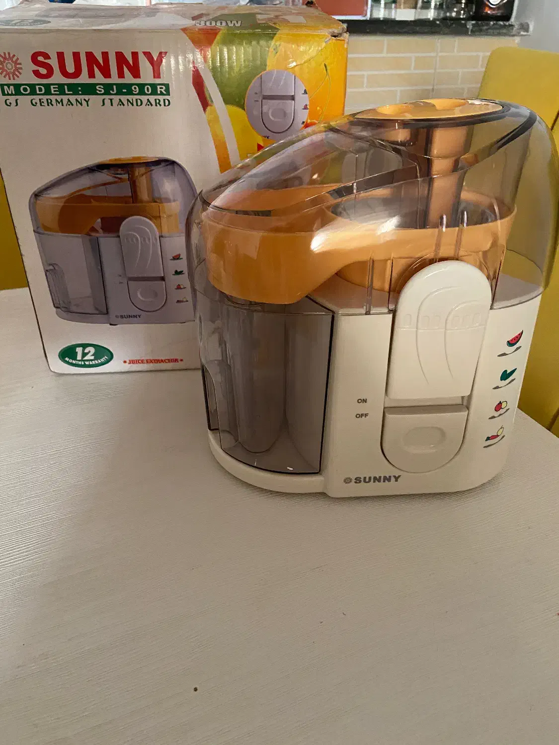 آبمیوه گیری اصلی|آبمیوه‌گیر و آب‌مرکبات‌گیر|صدرا-فارس, فاز ۱|دیوار