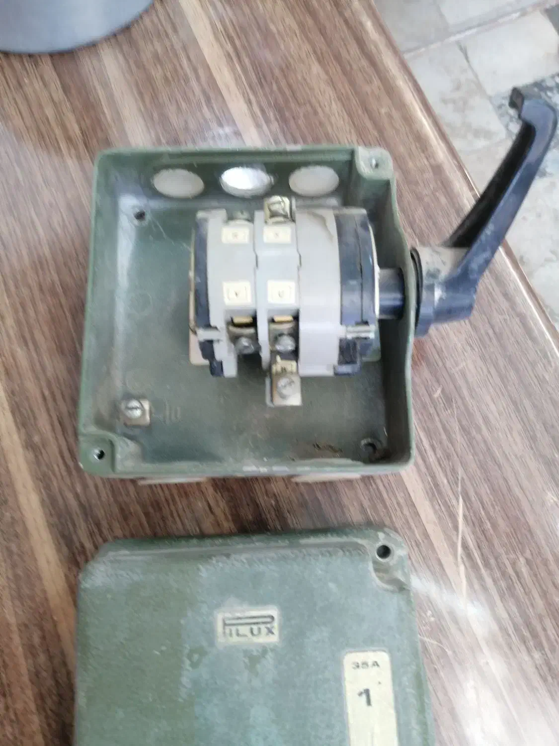 کنتور و کلید کارتی|ابزارآلات|مشهد, کوی دروی|دیوار