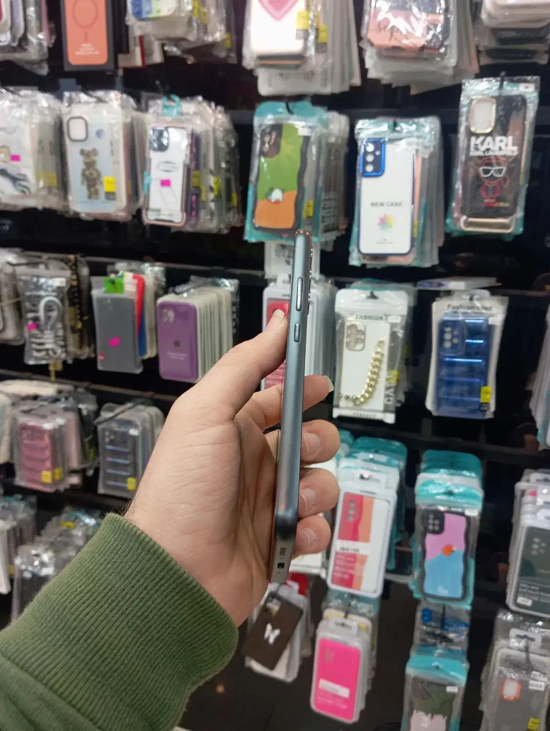 A34(8/128)|موبایل|شاهینشهر, حافظ جنوبی|دیوار