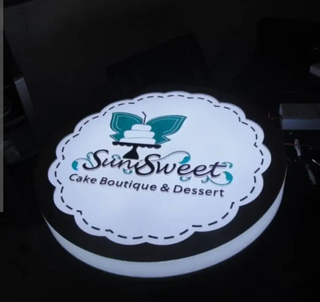 تابلو،تابلوساز،تابلوسازی،لایت باکس،چلنیوم|فروشگاه و مغازه|صدرا-فارس, فاز ۲|دیوار