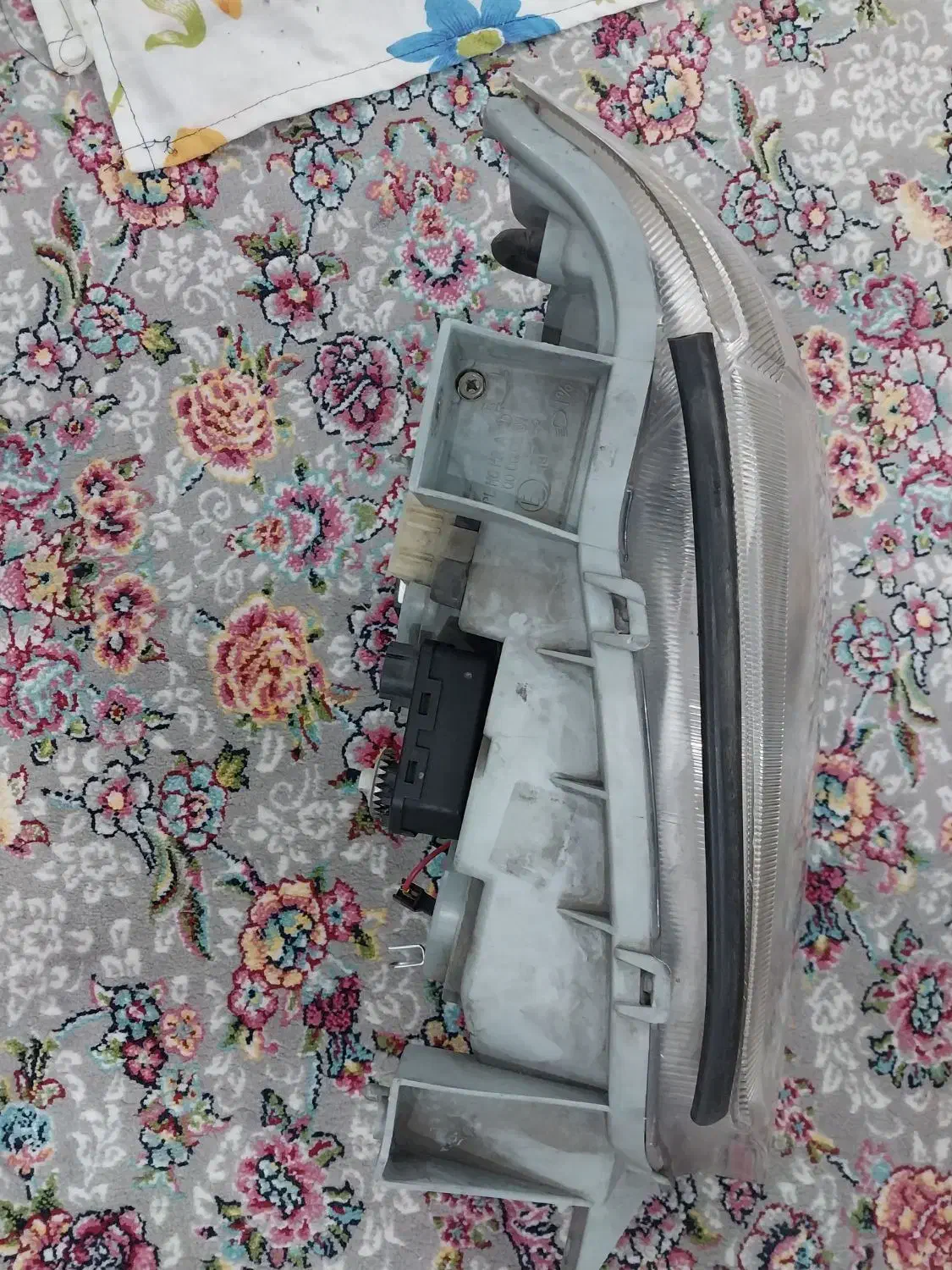 چراغ های عقب و جلو پراید ۱۱۱|قطعات یدکی و لوازم جانبی|تهران, تهرانپارس شرقی|دیوار