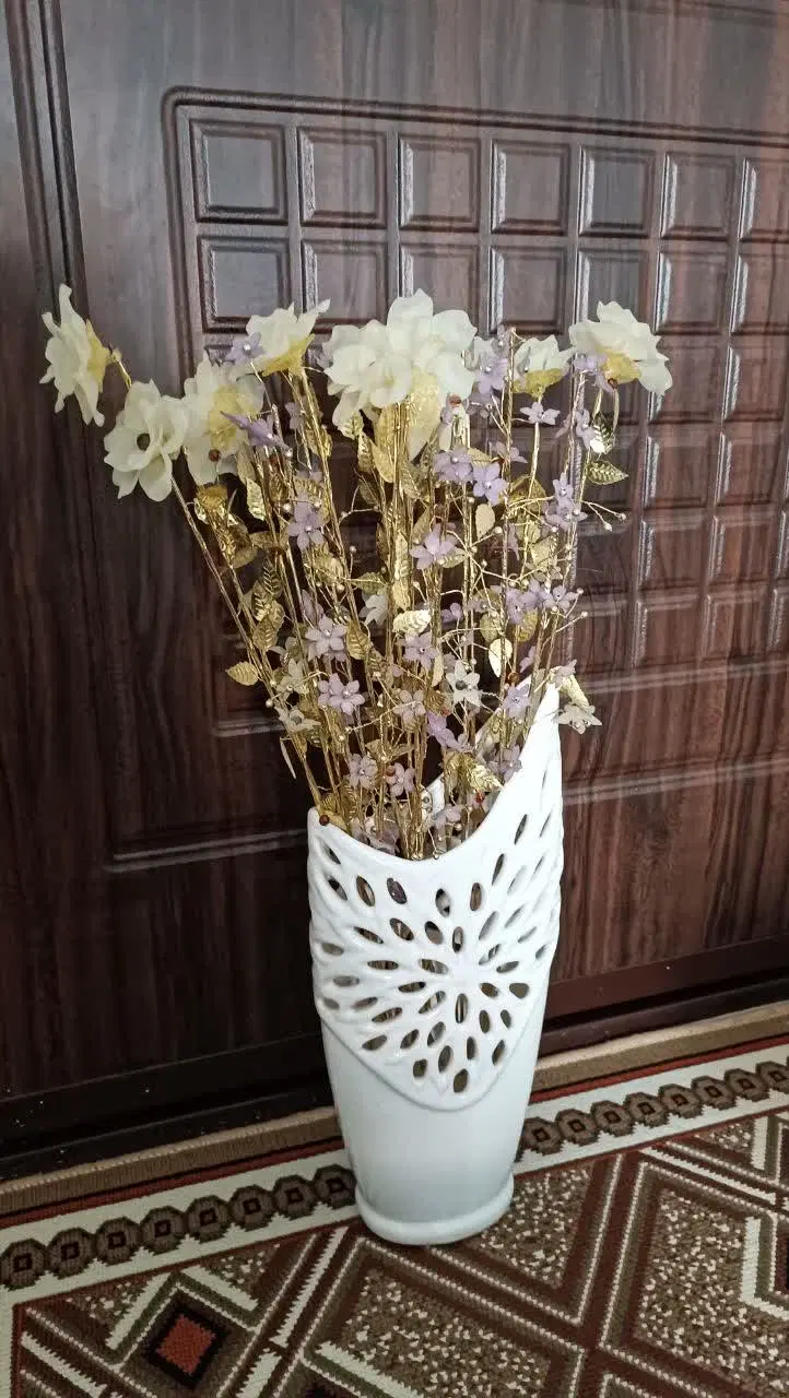 گلدان|گل مصنوعی|کاشان, شهرک خاتم الانبیا (مسکن ملی کاشان)|دیوار