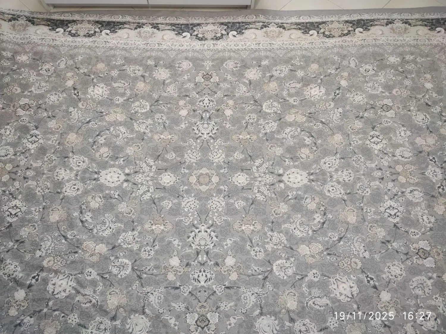 روفرشی کش دار مخمل شانل رنگ  طوسی|روفرشی|تهران, دولاب|دیوار