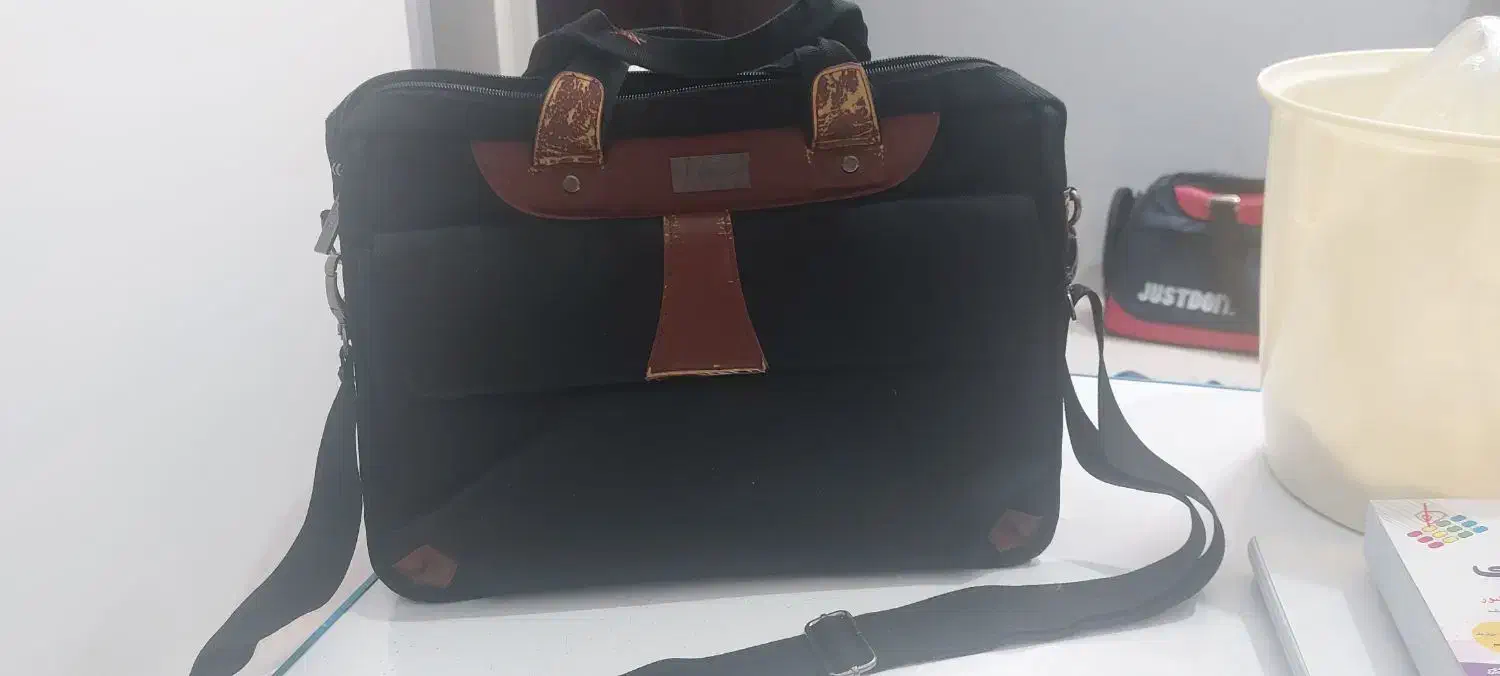 کیف|کیف، کفش، کمربند|بجنورد, |دیوار