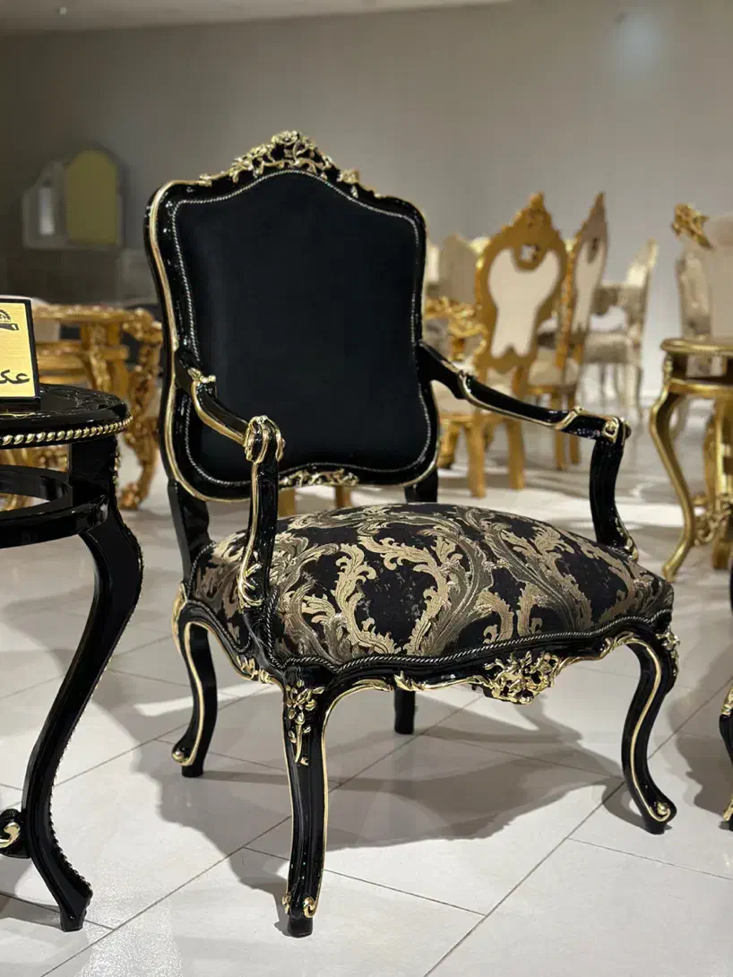 مبل استیل و سلطنتی ۷ نفره فرانسوی|مبلمان خانگی و میز عسلی|مشهد, وکیل‌آباد|دیوار