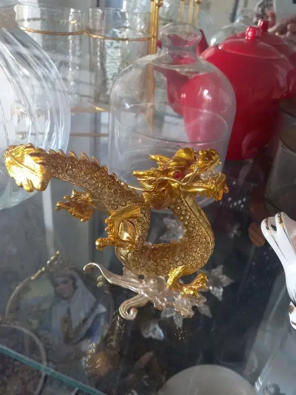 اژدها|کلکسیون اشیاء عتیقه|خمینی‌شهر, |دیوار