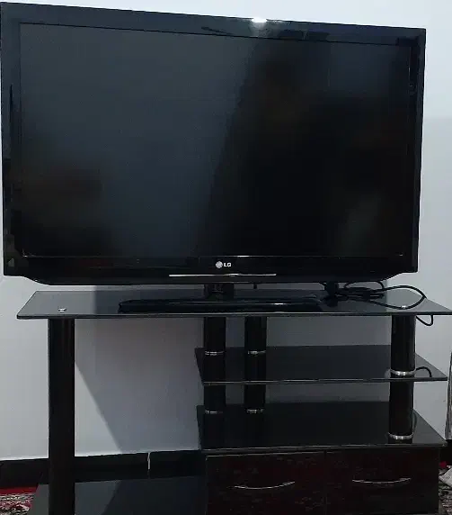 میز تلویزیون شیشه ای|میز تلویزیون|مریوان, |دیوار