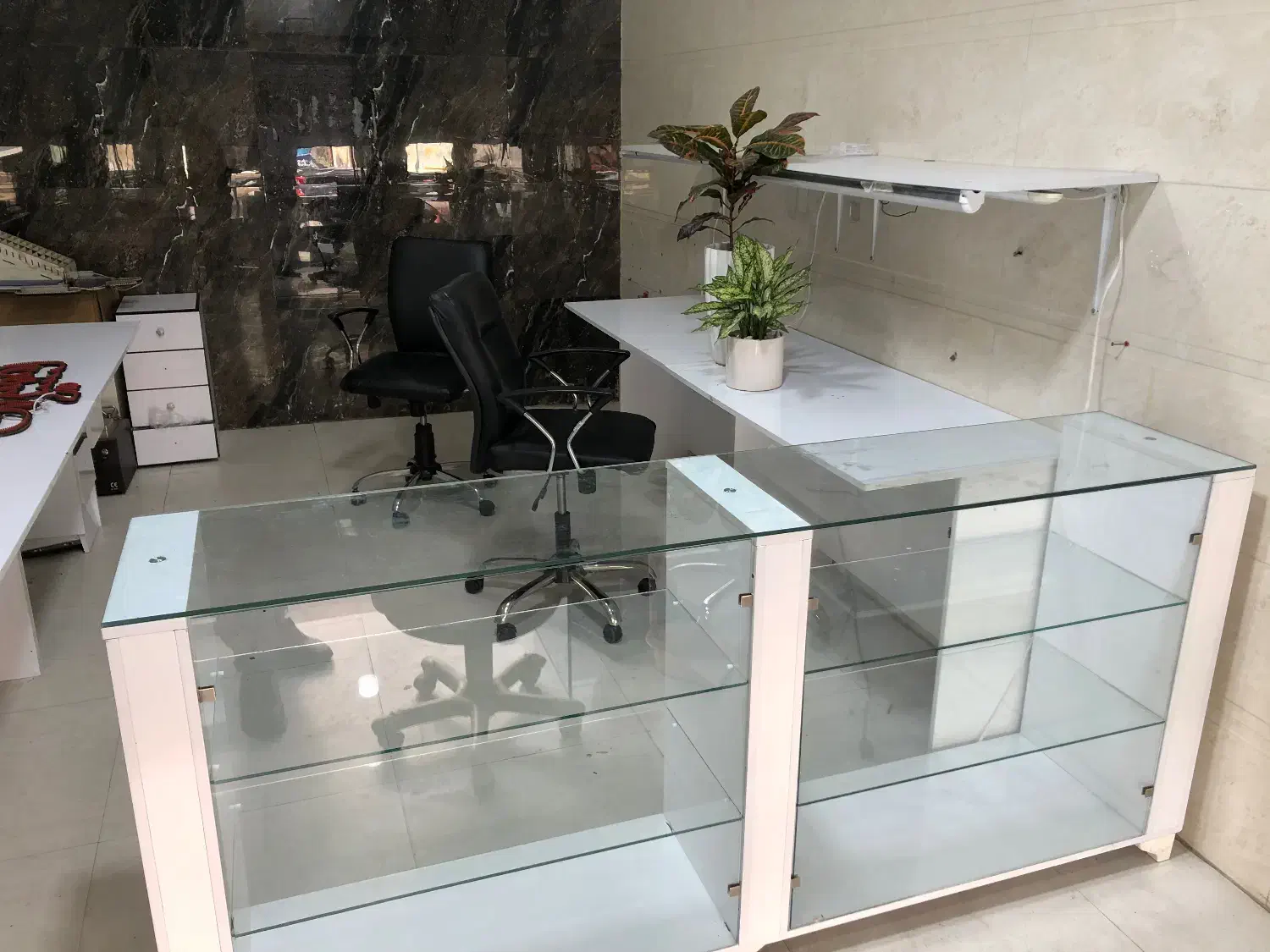 پیشخوان صندلی میز تعمیرات|دفتر کار|اسلام‌شهر, زرافشان|دیوار